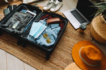 #TravelTips #FlyingTips #FlightEssentials #ComfortableFlight #BeatJetLag #AirplaneTravel #TravelHacks #PackingTips #InFlightEntertainment